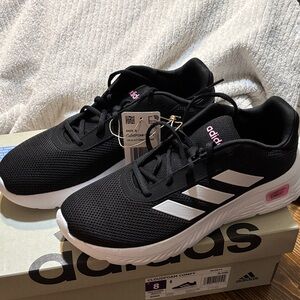 Adidas Cloudfoam Comfort sneaker NWT